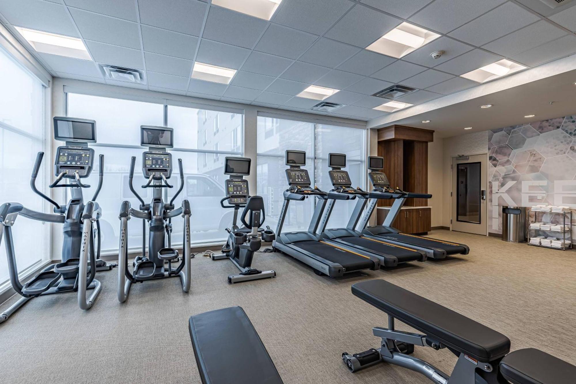 Springhill Suites By Marriott Fort Wayne North Sunnybrook Acres Eksteriør billede