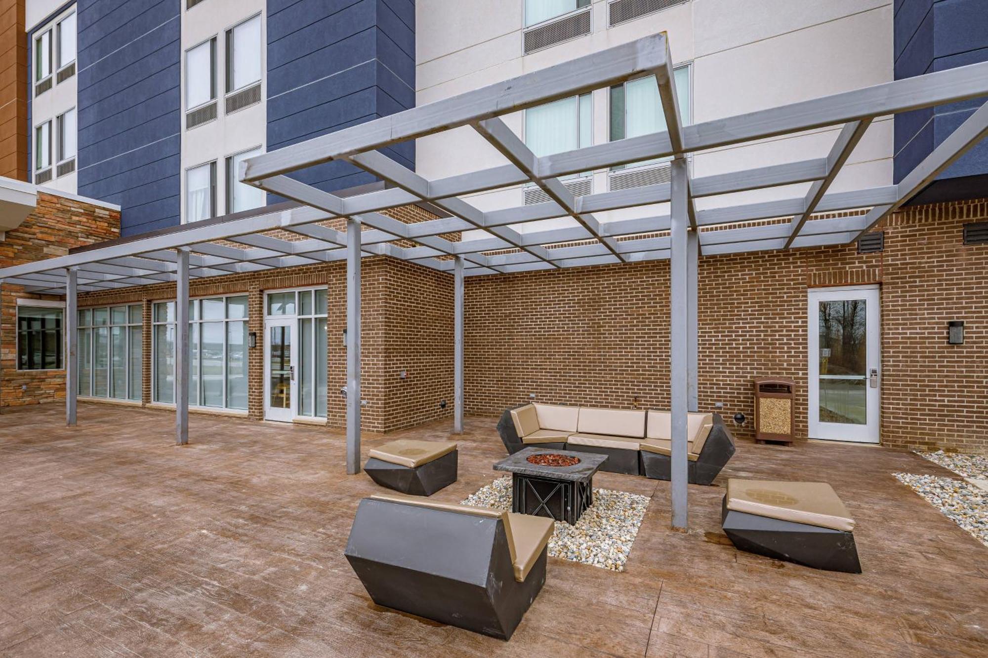Springhill Suites By Marriott Fort Wayne North Sunnybrook Acres Eksteriør billede